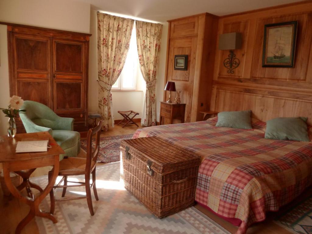 Chambres d'Hôtes du Hameau Les Brunes Bozouls Chambre photo