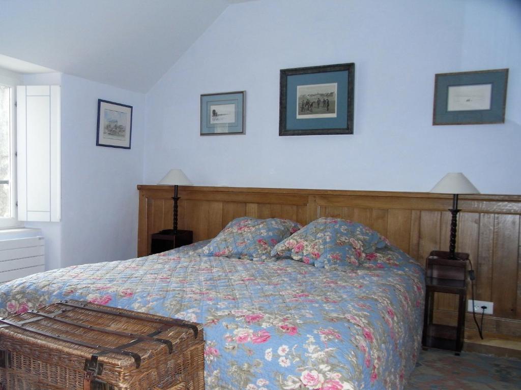 Chambres d'Hôtes du Hameau Les Brunes Bozouls Chambre photo